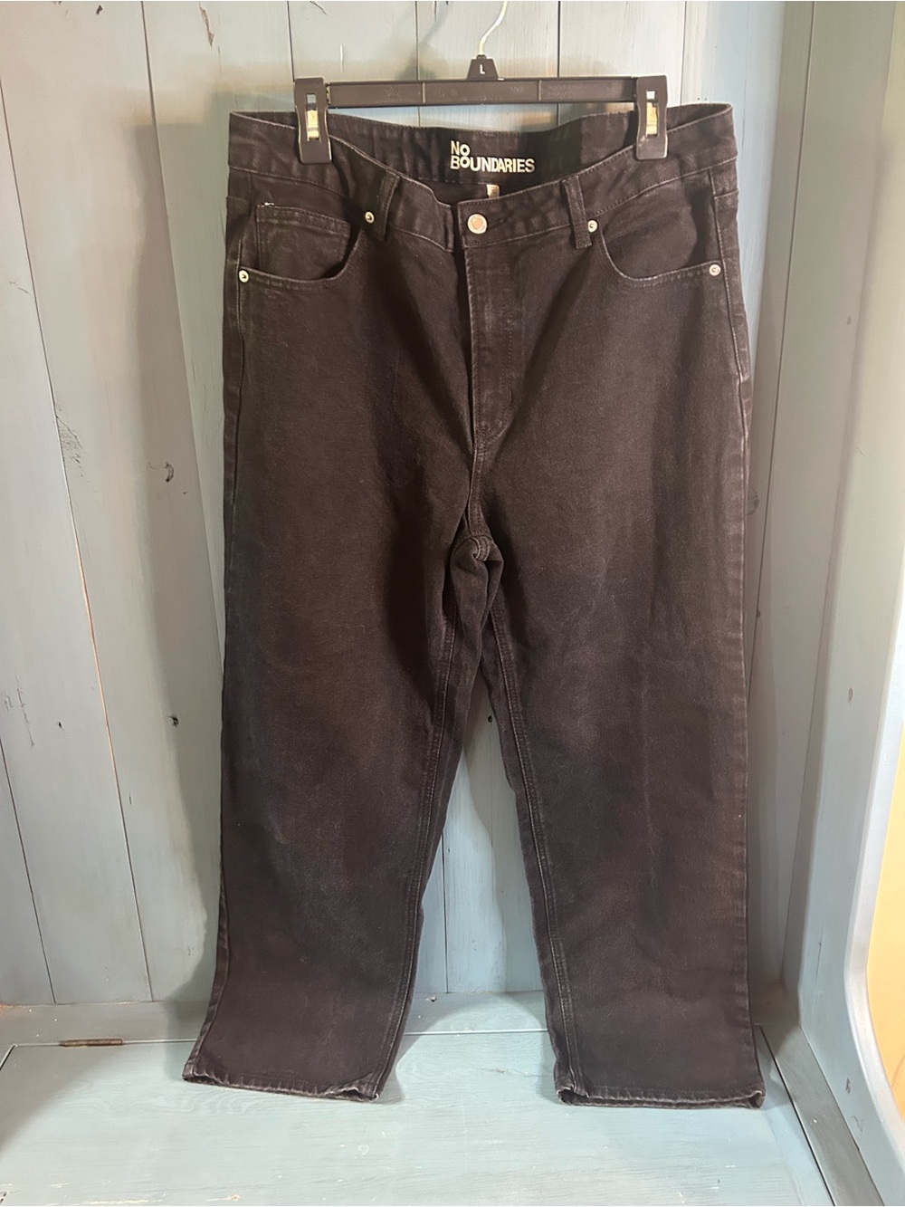 No Boundaries Women’s Black Straight Pants | Size 18